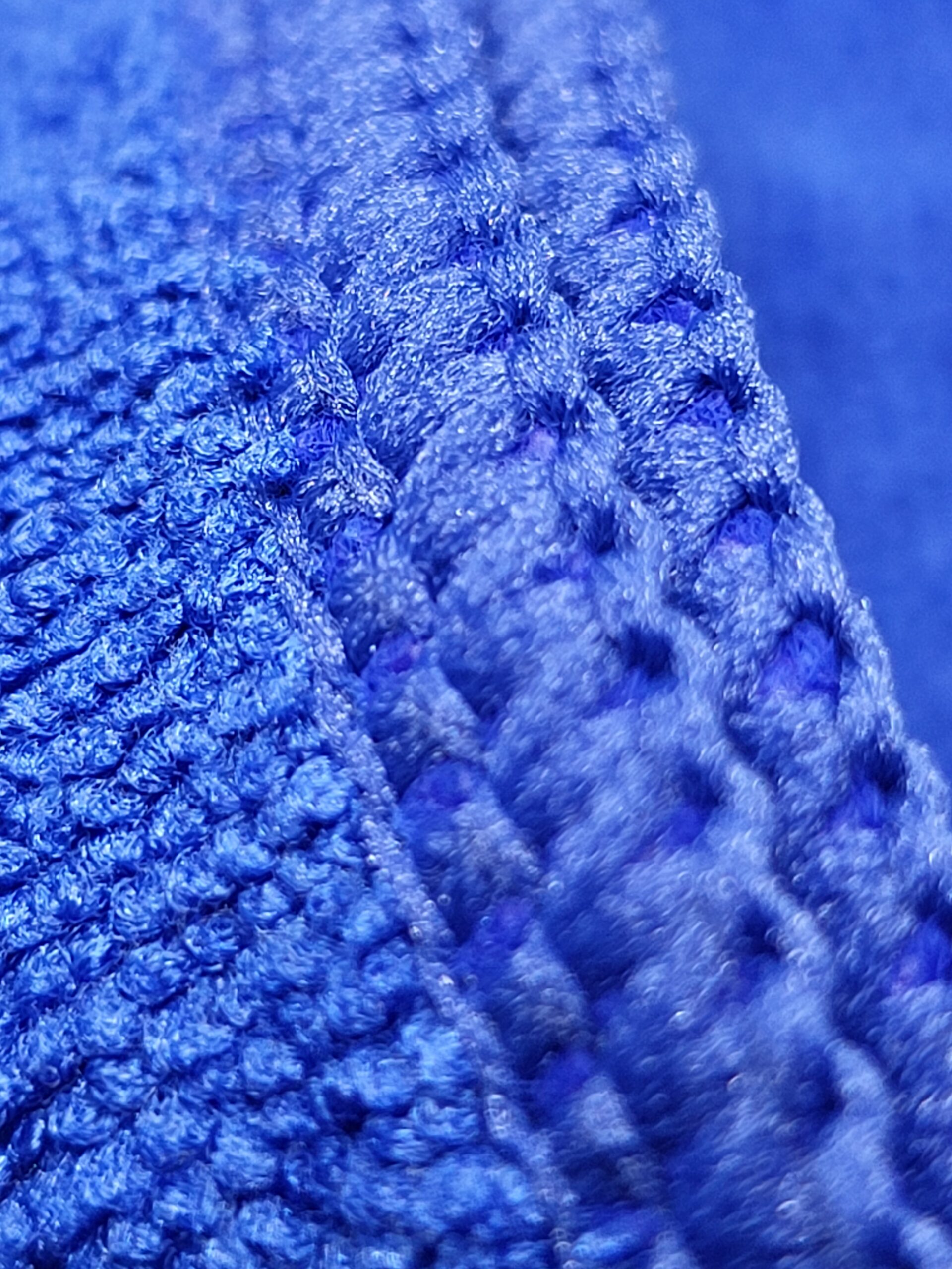 PACK OF 4 350gsm 40x40 CM VELVET FEEL, PLUSH, TIGHT WEAVE MICROFIBRE CLOTH UK No 1 Car